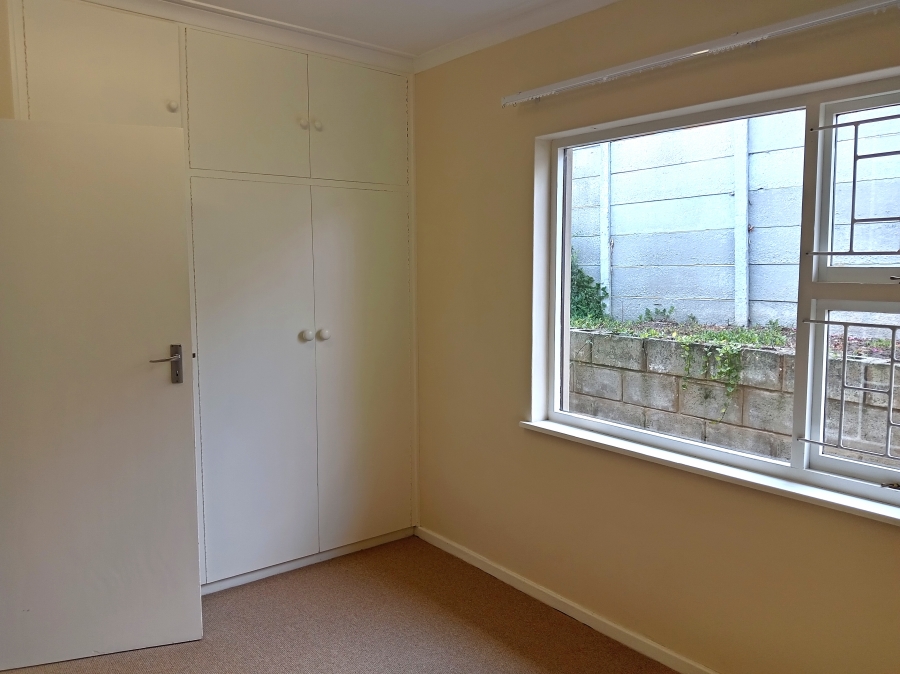 To Let 1 Bedroom Property for Rent in Heatherlands Western Cape